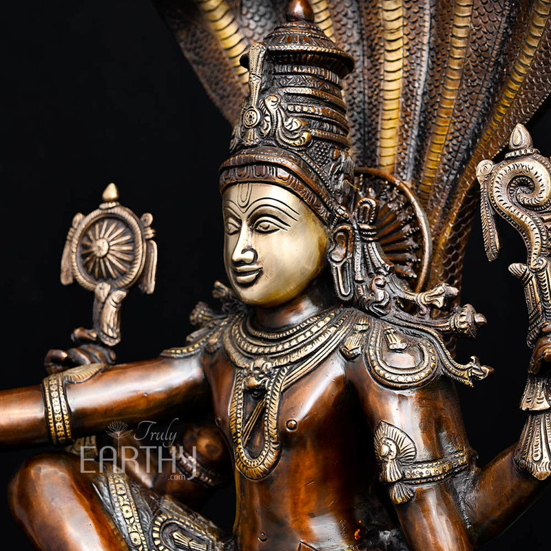 lord vishnu idol, closeup 2