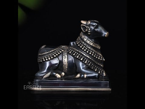 brass nandi statue