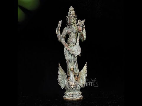 saraswati statue